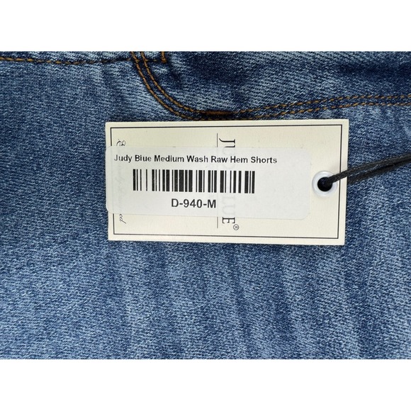 Judy Blue High Waist Denim Shorts Raw Hem Distressed Medium Wash Size M - Picture 6 of 11
